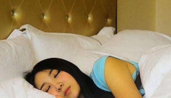 国产熟女阿姨情人视频,情感纠葛引人热议