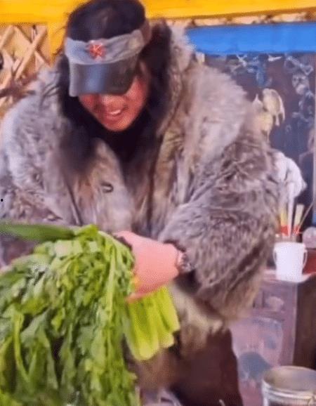 毛子哥测试国产头盔视频,毛子哥亲证国产品质  第1张